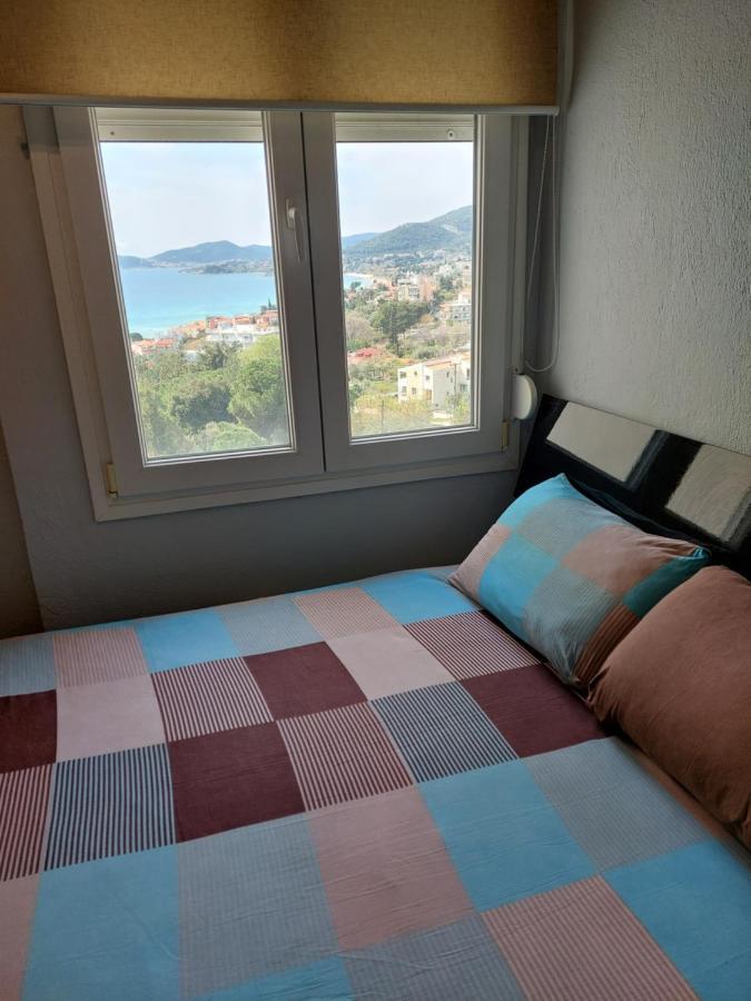 Bright View Apartment Paleo Tsifliki Exterior photo